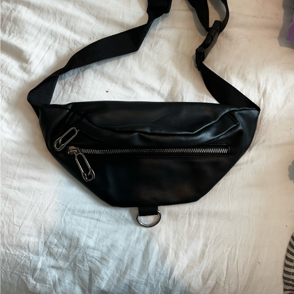 Black Leather women’s Crossbody Bag